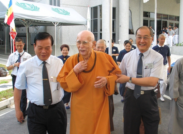 Volunteers Honoured to Assist in Ven. Long Gen’s Memorial & Funeral