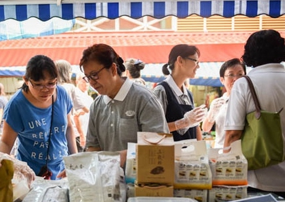 走入菜市场  推广净斯产品